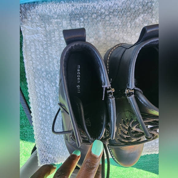 NWT Madden Girl - Picture 3 of 4